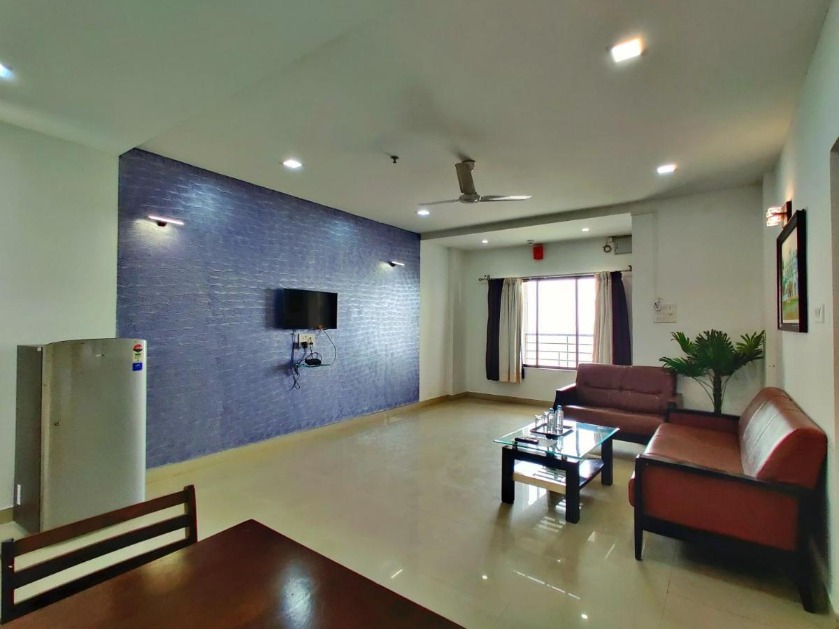 Golden Chariot Hotel Daman Ngoại thất bức ảnh
