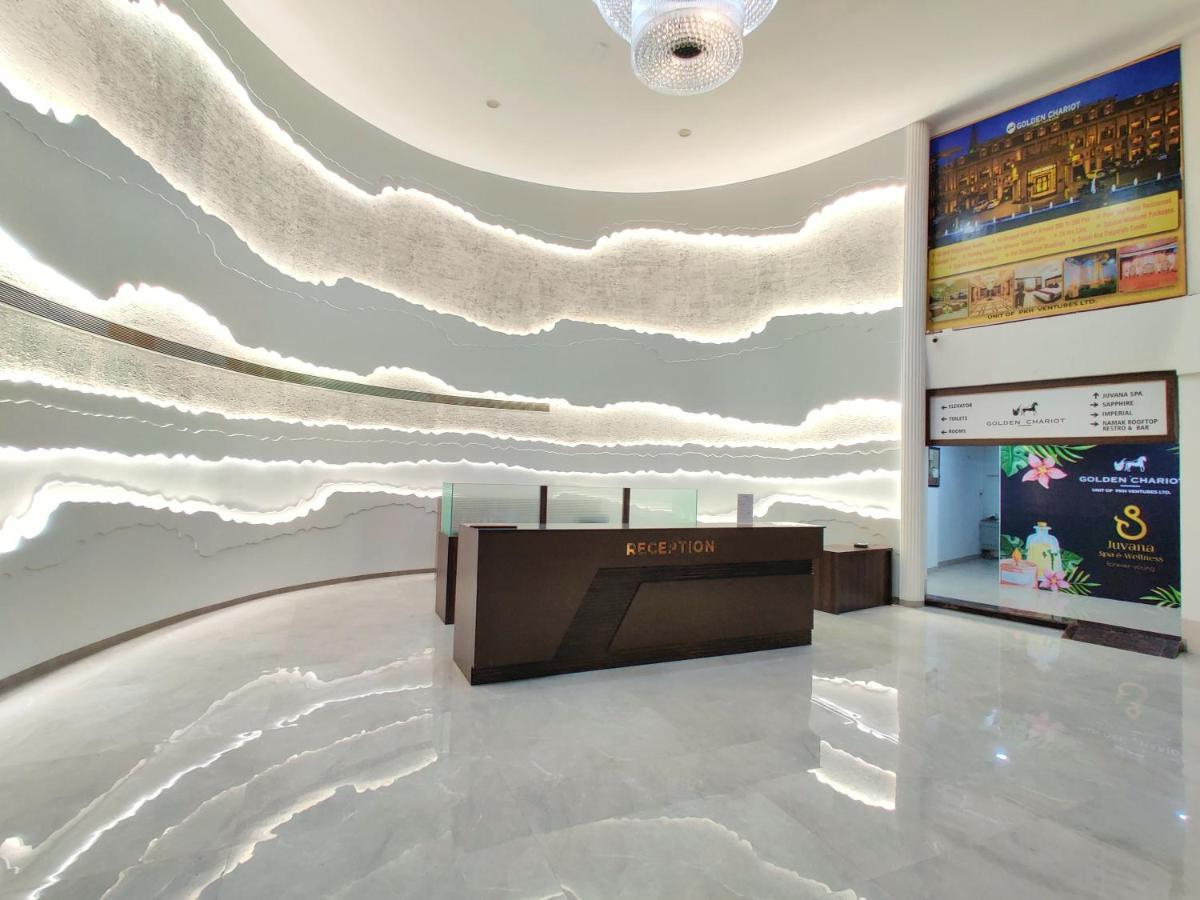 Golden Chariot Hotel Daman Ngoại thất bức ảnh